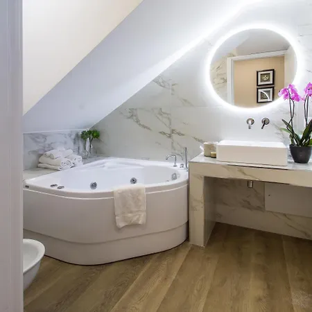 Archimedes Suites By Receptio